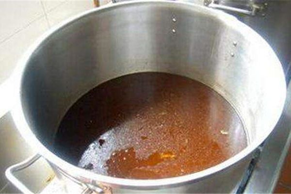 鹵水的制作方法