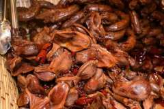 如何保持現鹵現撈的鹵水醇香？