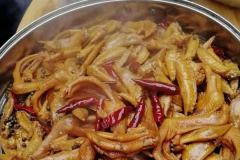 為什么有些鹵水的香味飄很遠？