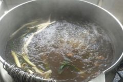 鹵水藥味太重怎么辦？